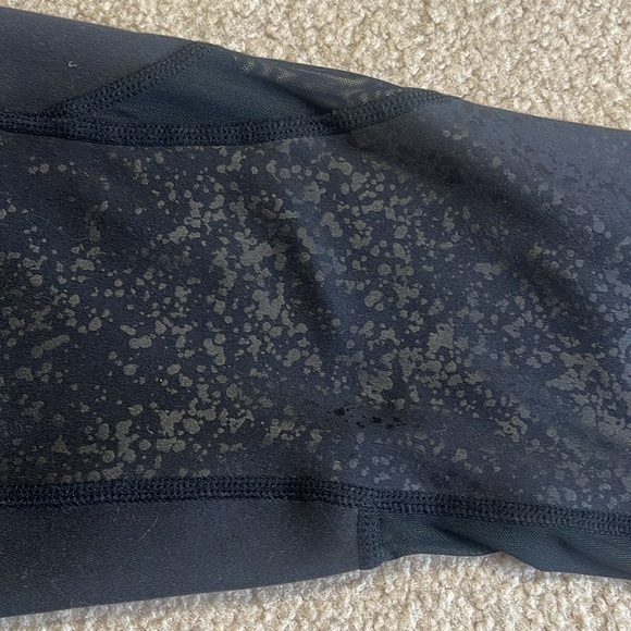 Marika leggings black printed front with mesh on backs of knee sz Medium - Picture 4 of 4